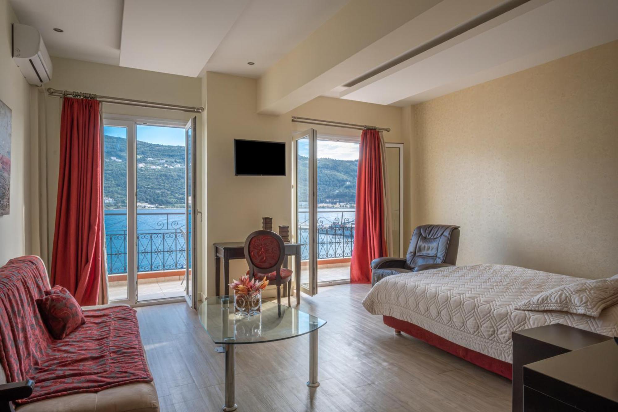 Samos Hotel 3*