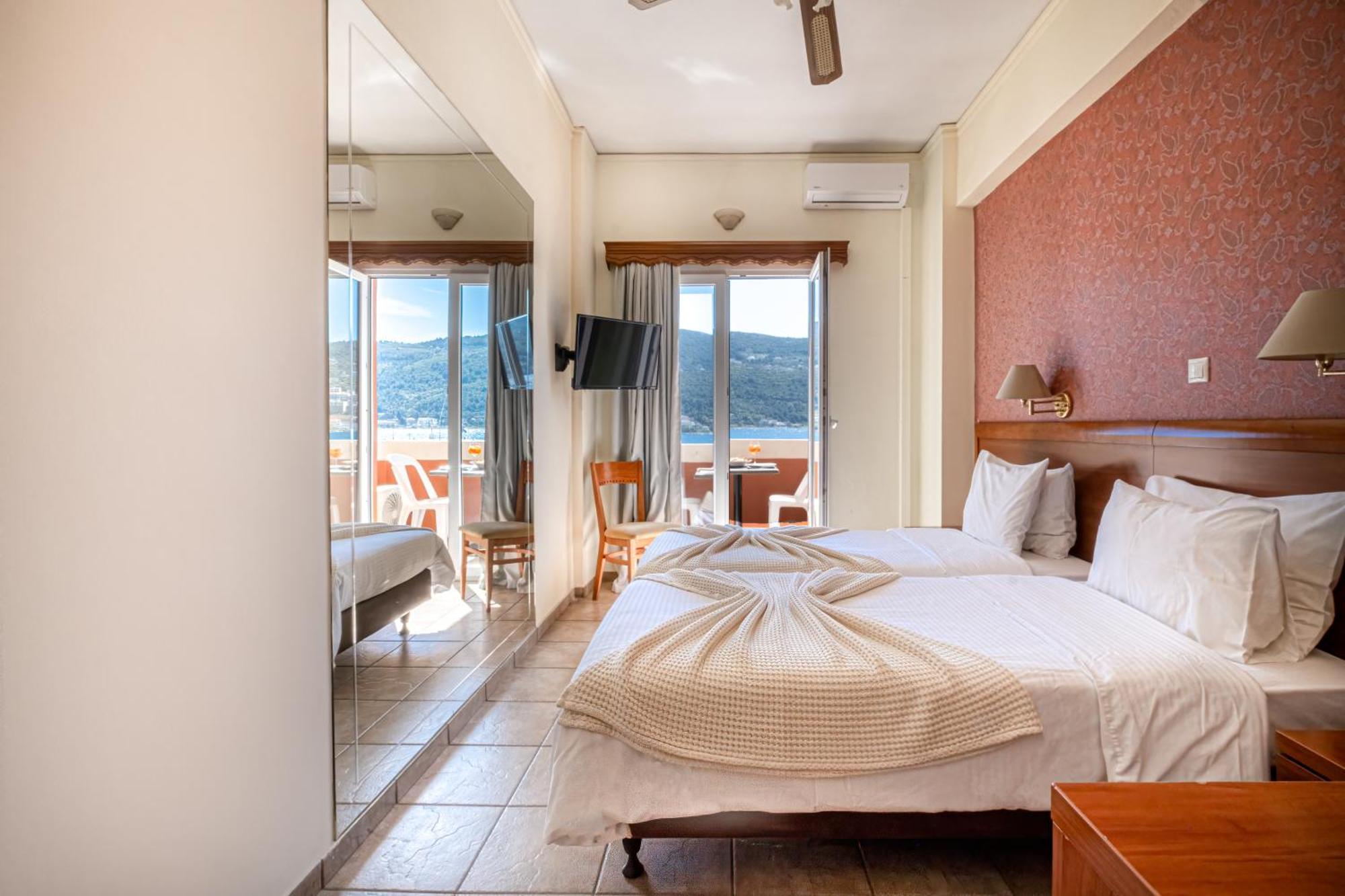 Samos Hotel 3* Самос